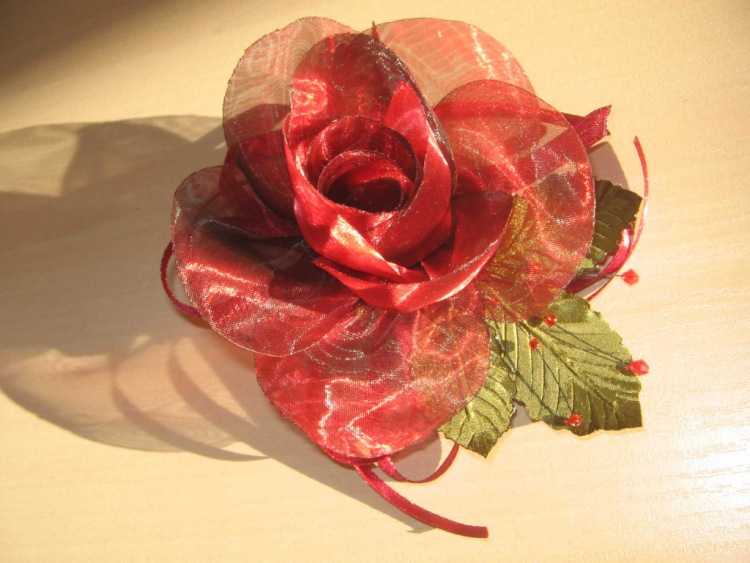 Нежные розы в технике канзаши (заколки, мастер-класс) - коробочка идей и мастер-классов
