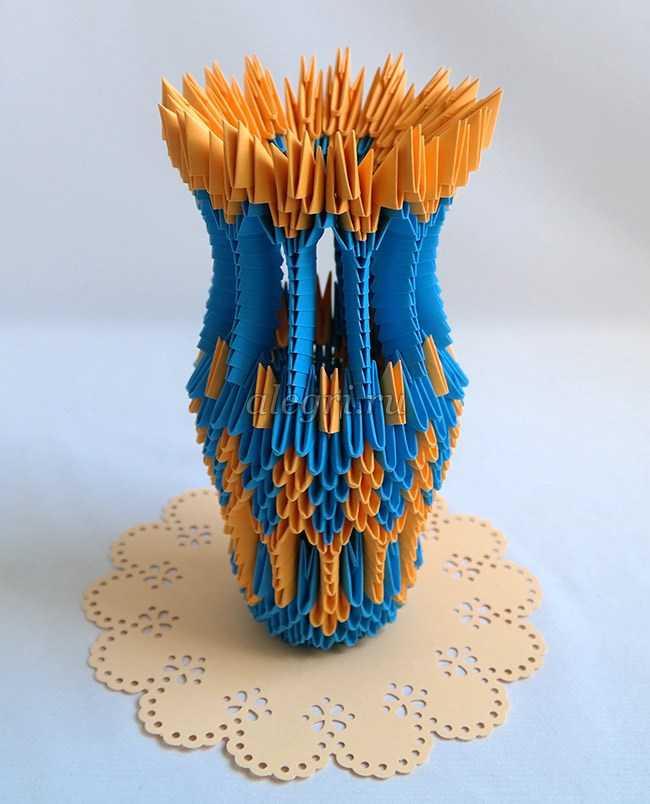 Урок по формированию вазы техникой модульного оригами, фото.