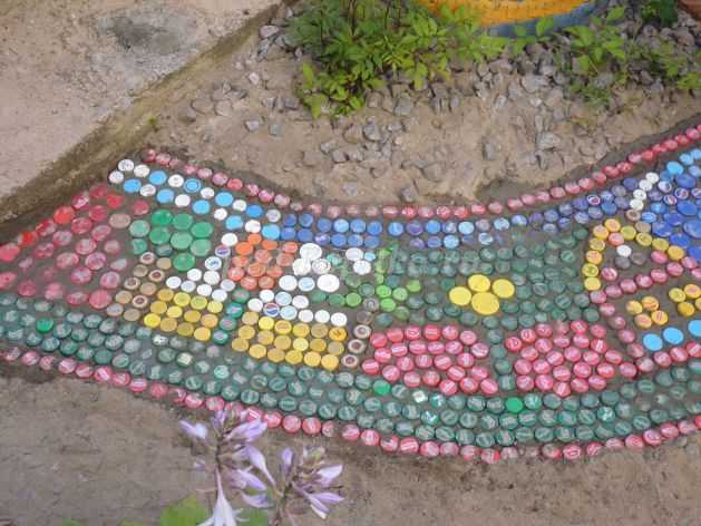 Поделки из пластиковых бутылок - 69 фото идей изделий из пластика для сада, дачи, огорода