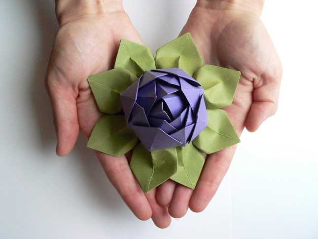 Учимся делать цветок лотоса в разных техниках оригами