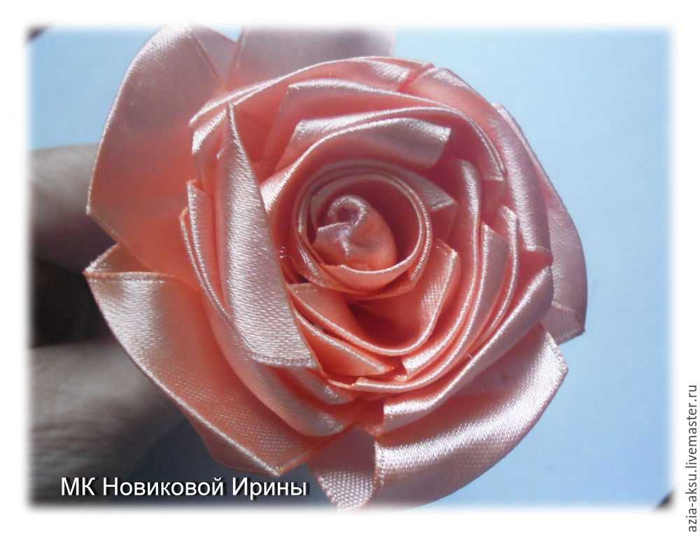 10 способов сделать розу из ленты