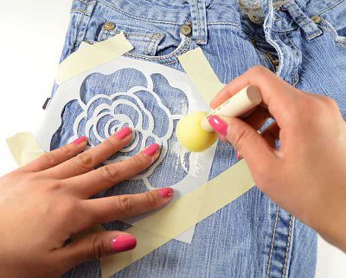 Как украсить джинсы своими руками в домашних условиях (105 фото): кружевом, бусинами, стразами