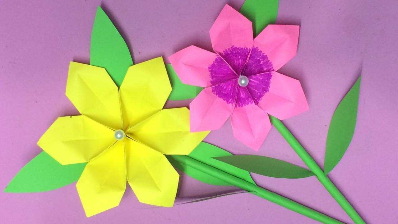 Крокус оригами для детей. Оригами цветок. Поделка цветы. Поделка цветок из цветной бумаги. Поделка объемные цветы.