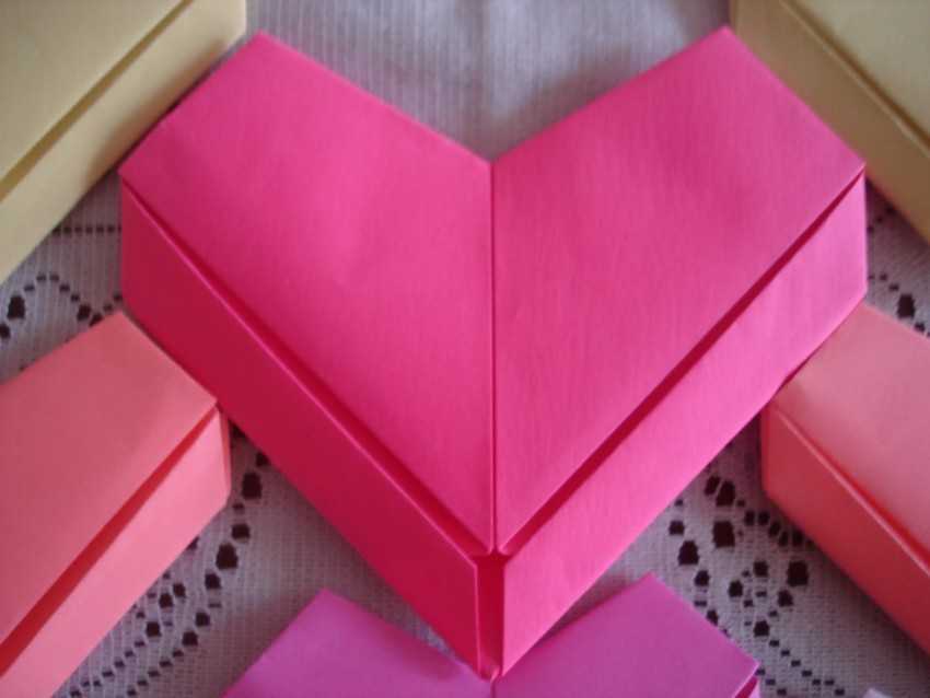 Оригами сердце из бумаги: схемы, мастер-классы, видео