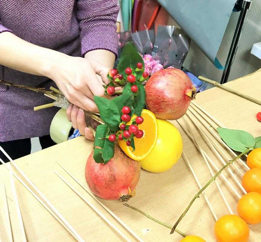 Букет из фруктов своими руками: 115 фото и мастер-класс изготовления своими рукаим