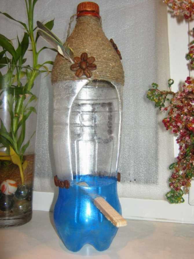 Как сделать кормушку для птиц из пластиковой бутылки: идеи