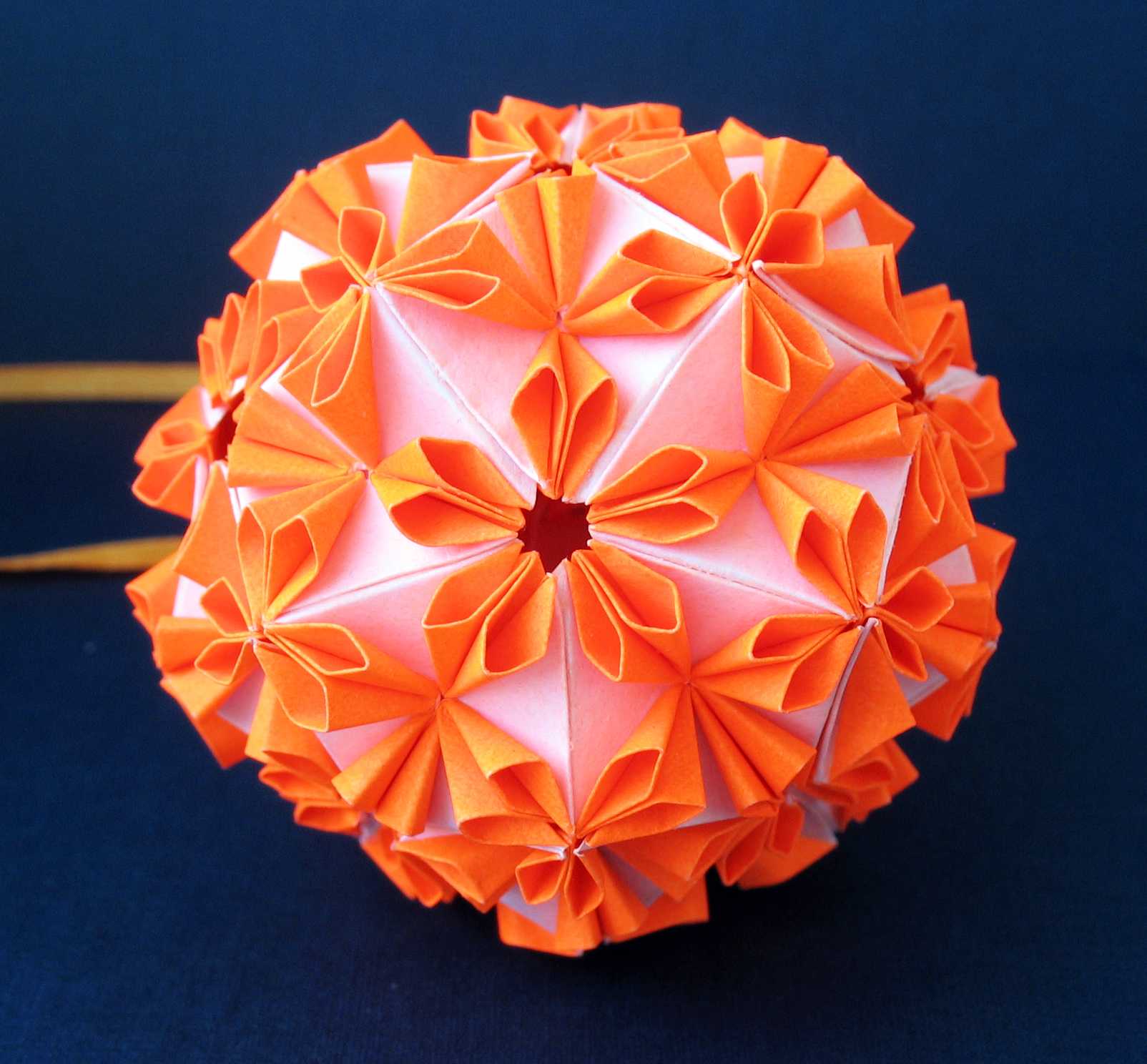 Как сделать простое модульное оригами - инструменты, сборка модулей. фото моделей оригами для начинающих