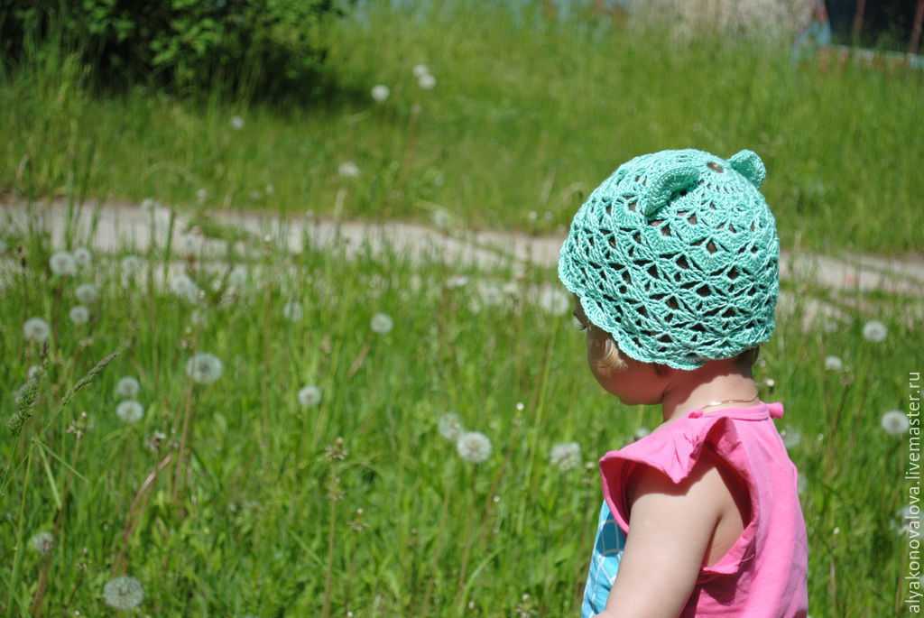 Шапка для девочки крючком на весну, зиму, осень: схемы и описание. как связать детскую шапку для девочки крючком с ушками, микки маус, шлем?
