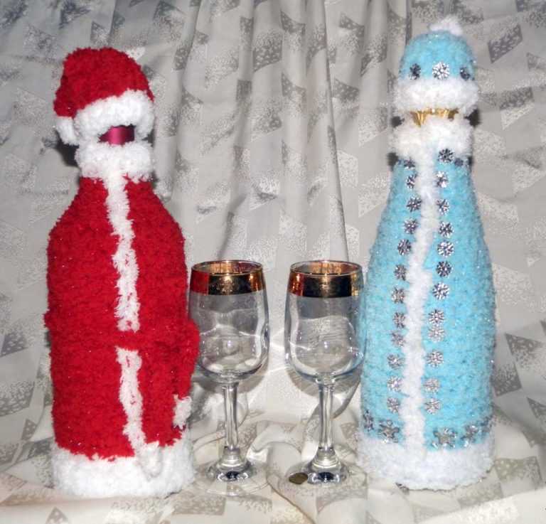 ✅ вязаный дед мороз на бутылку шампанского крючком. новогодняя одежда для бутылки дед мороз и снегурочка от надежды максимовой (конкурсная работа). учимся - бесплатно - mariya-timohina.ru