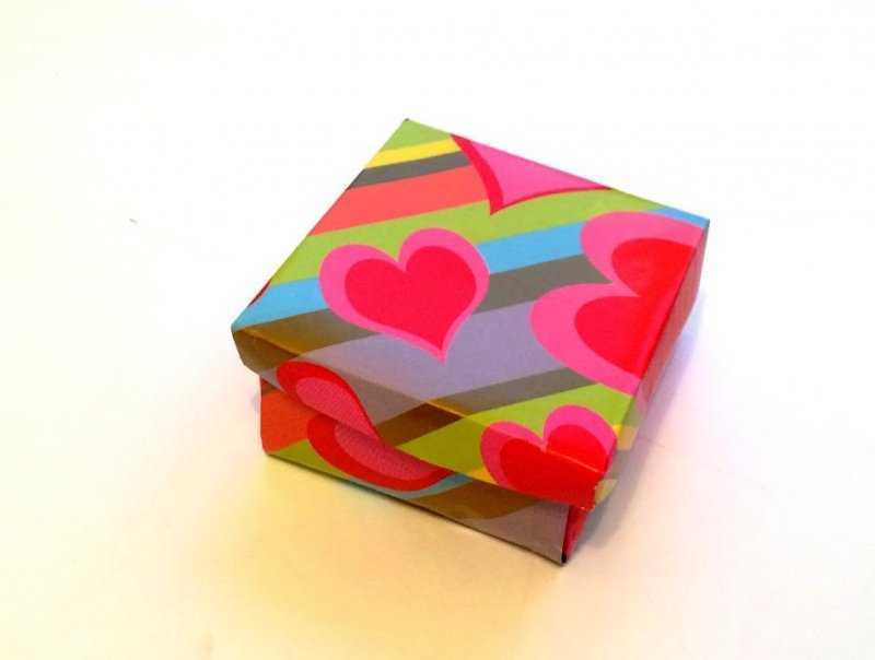 Как сделать коробку для подарочного набора с помощью оригами Техника схема сборки оригами для коробки в мастер-классе
