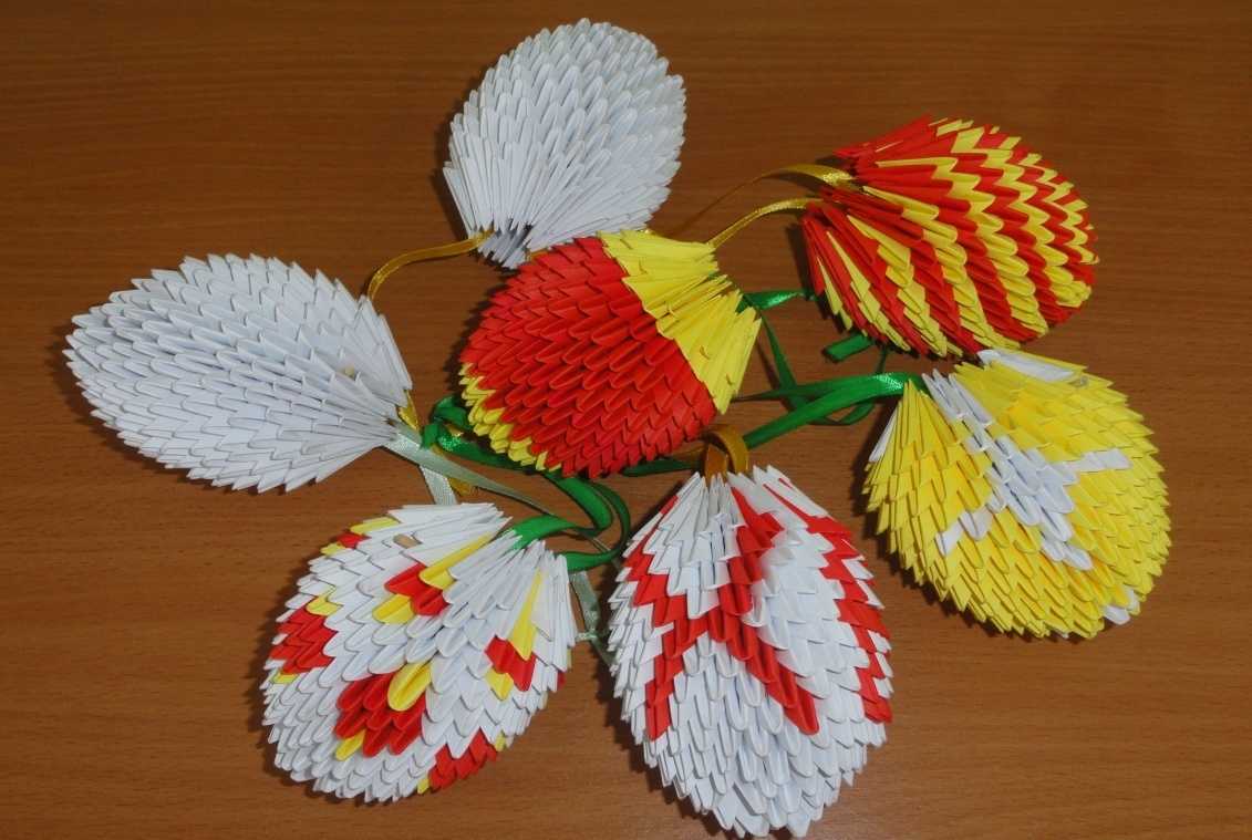 Как сделать оригами из бумаги павлина легко. модульное оригами: павлин своими руками в оригинальной технике. красавец с яркими перьями