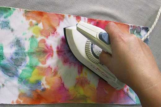 Акриловые краски по ткани: как выбрать и использовать